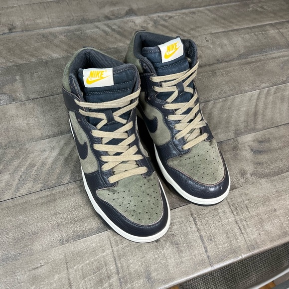 Nike Dunk Low Urban Haze Sneakers Sz 8 - Picture 3 of 5